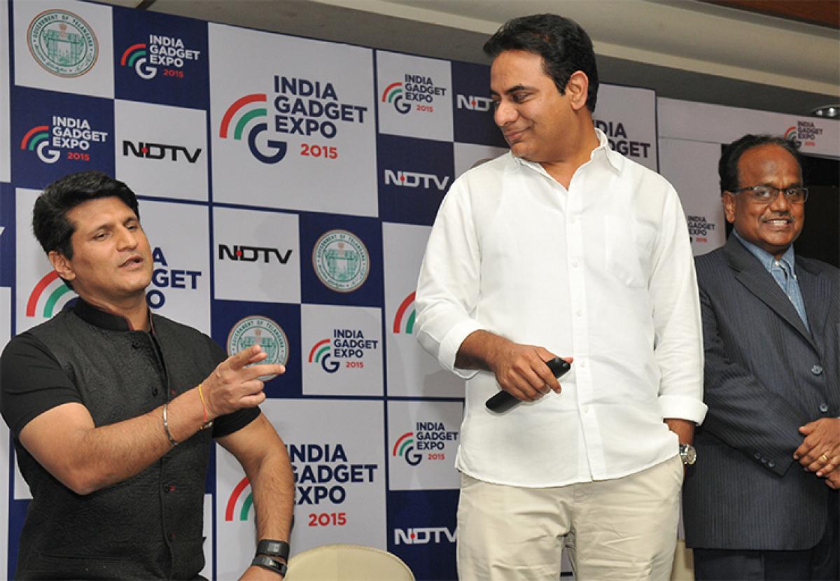 (From left) Rajiv Makhni, KTR and J A Chowdary at the event
